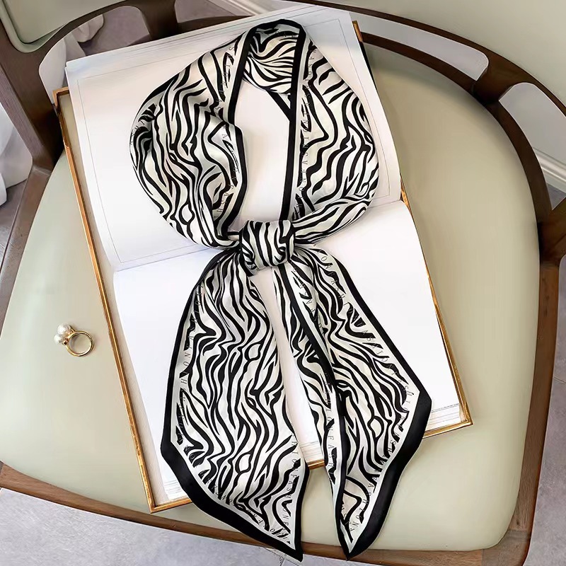 Luxury Bags Duffle - Syal Sutra Motif Zebra Mewah untuk