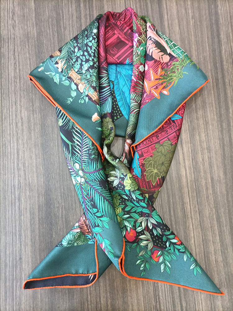 Luxury Bags And Accessories - Syal Sutra 90CM Wanita, Bandana Persegi