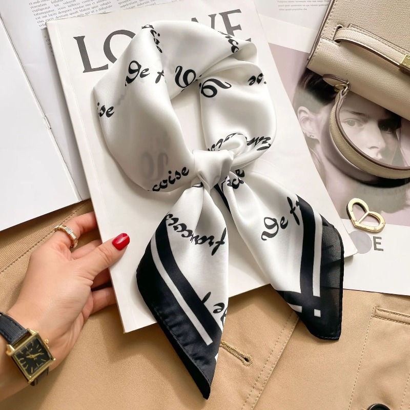Luxury Bags Duffle - Syal Persegi Satin Sutra Mewah Wanita