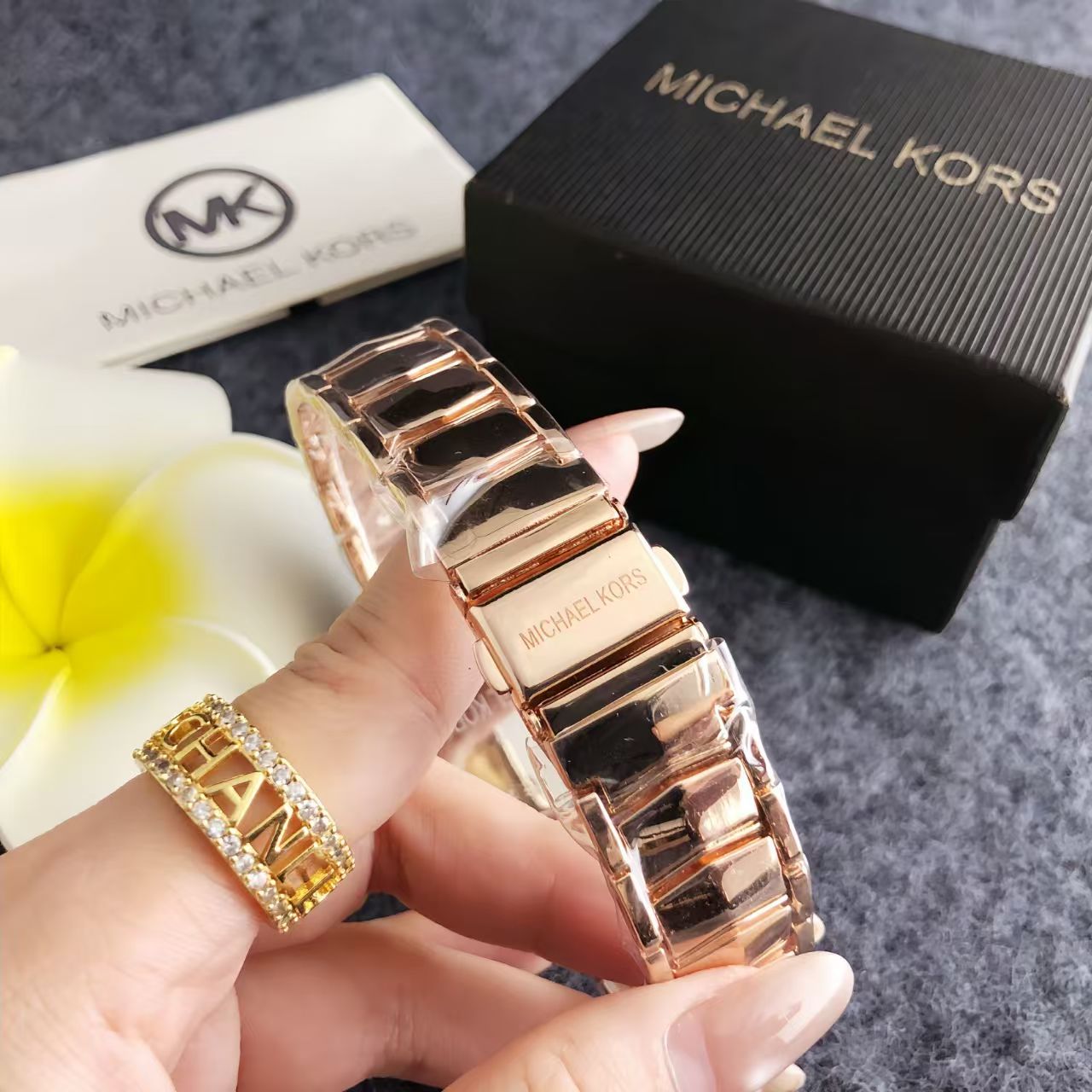 Dompet jam tangan wanita Micha - Luxury Bags Michael Kors ulasan dan harga