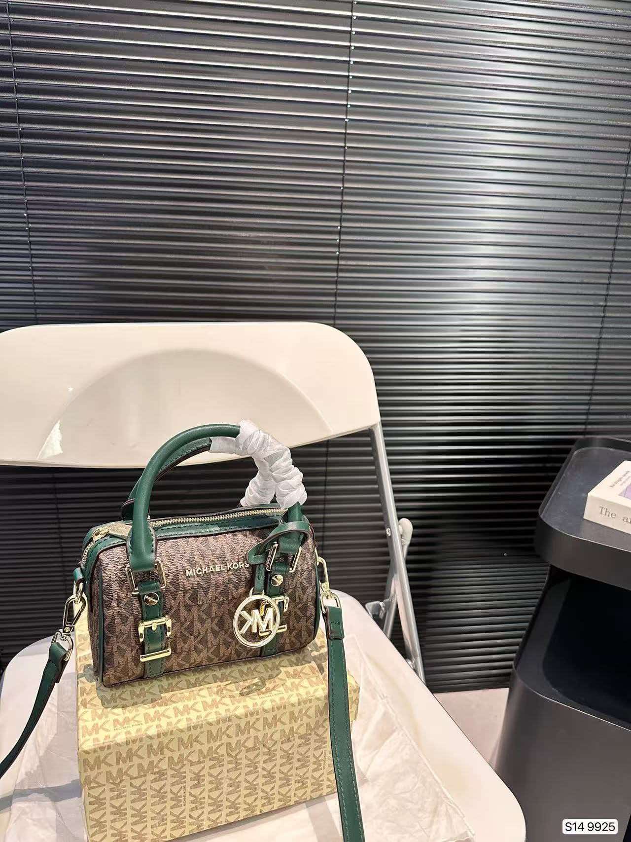2026 Tas Selempang Klasik Kasu - Luxury Bags Michael Kors ulasan dan harga
