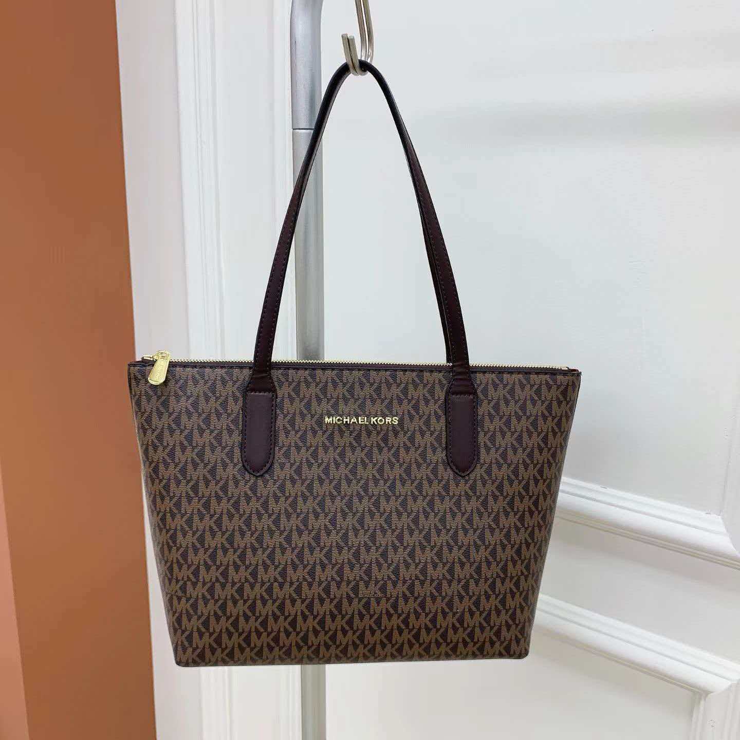 Michael Kors Vincent Tas Selem - Luxury Bags Michael Kors ulasan dan harga